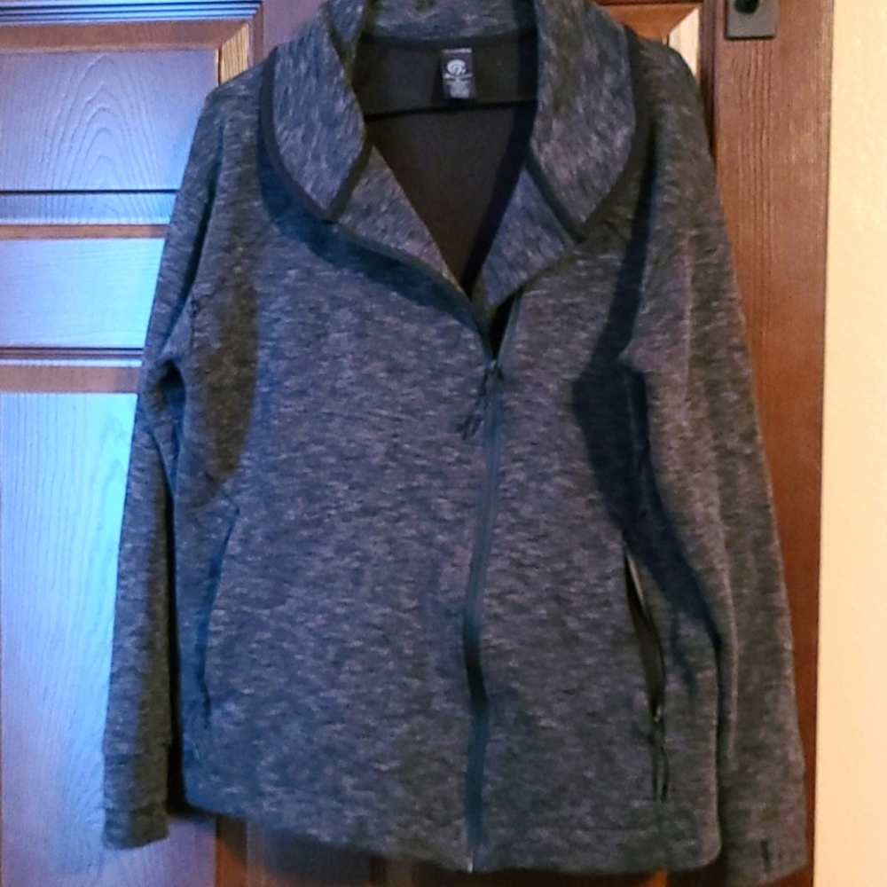 Offset zipper sweatshirt/jacket